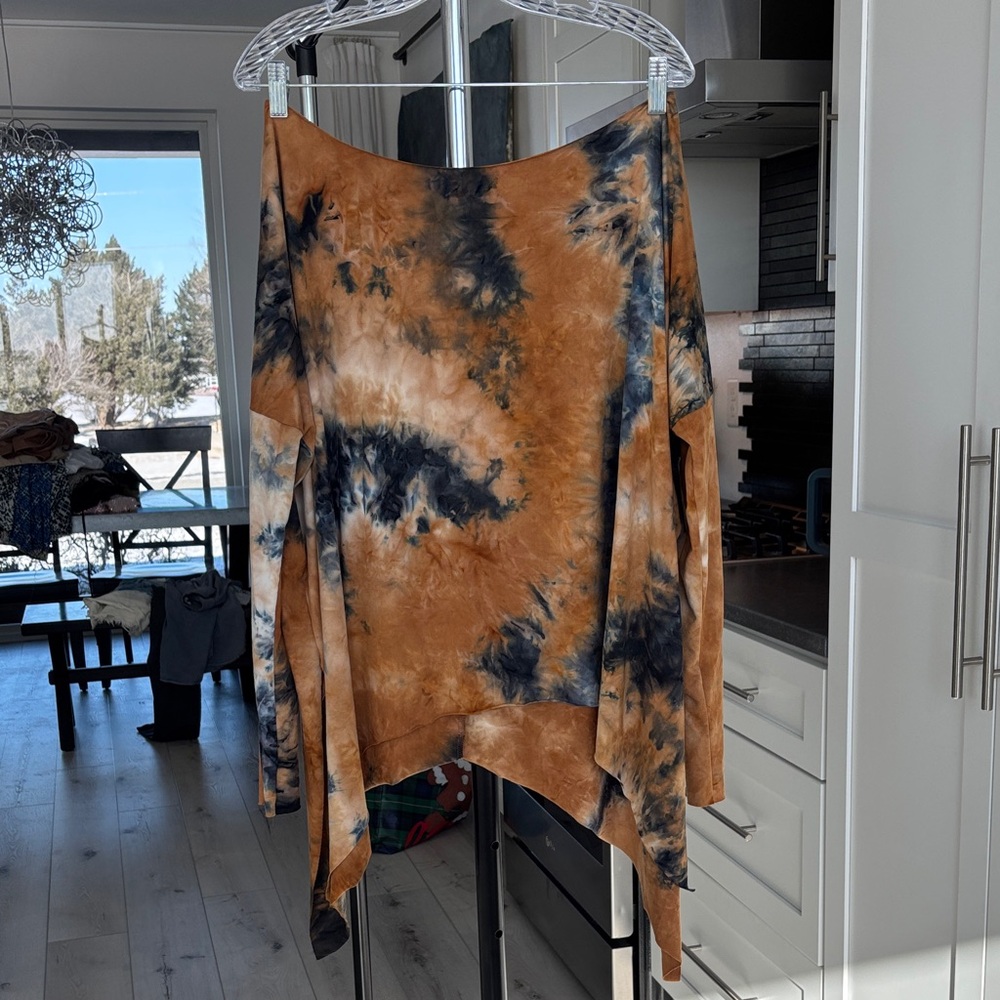 ADORA Tie-Dye Brown and Black Women's Top
